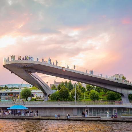 Клуб знакомств «Дуэт»: Праздничная вечеринка на теплоходе "Романтика". День Города.