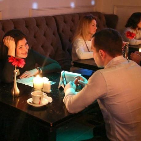 Клуб знакомств «Дуэт»:             VIP-вечеринка Duet-Club  Ж 30-42 года, М 34-46 лет