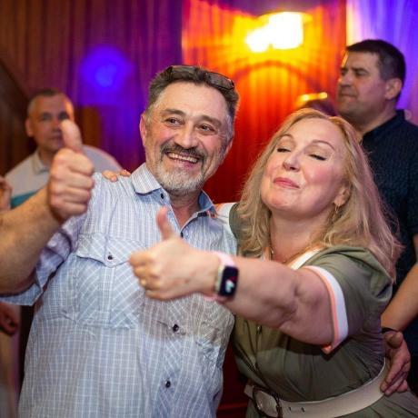 Клуб знакомств «Дуэт»: Праздничная вечеринка на теплоходе "Романтика". День Города.
