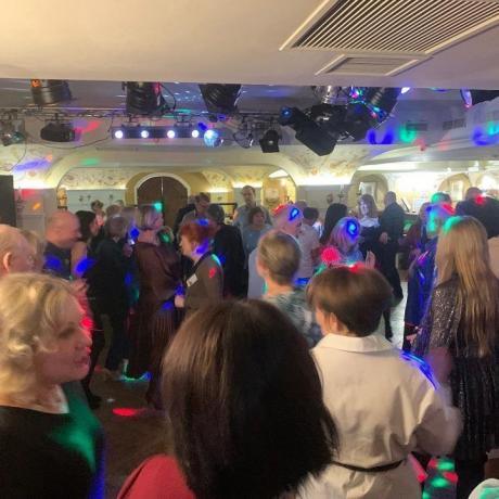 Клуб знакомств «Дуэт»: Spring Love Party! Вечеринка знакомств 40+ с банкетом