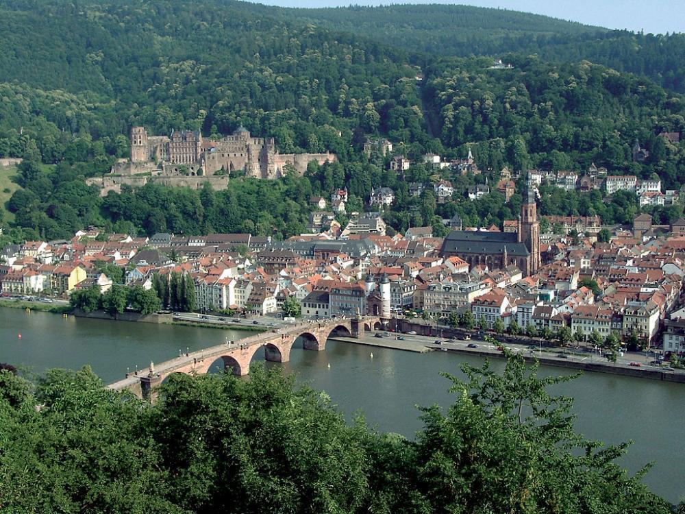 /upload/placement/1024px-Heidelberg_corr.jpg